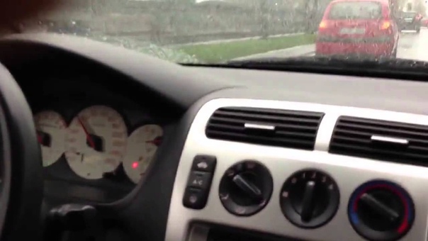 Honda Civic Type R Rainy