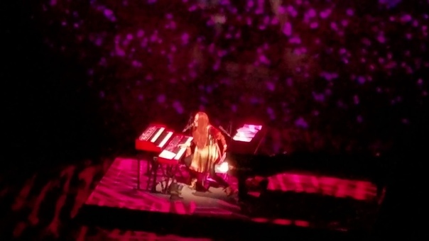 Tori Amos Black Dove Chicago October 27,