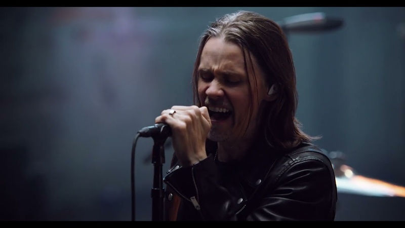 Slash The River Is Rising (feat. Myles Kennedy and The Conspirators) Live at Studios