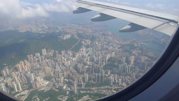 Amazing Approach into Hong Kong International Airport (