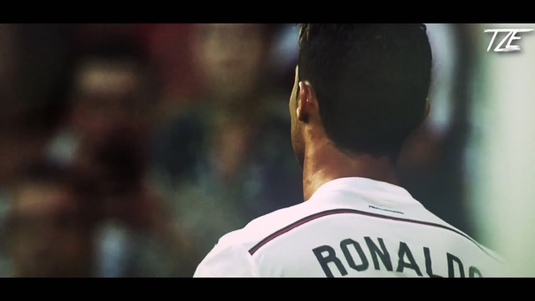 Cristiano Ronaldo Knokler Hårdt,