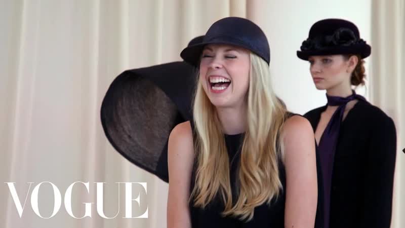 The Best Looks from the Designer s Presentation in Less Than 3 Minutes: EP