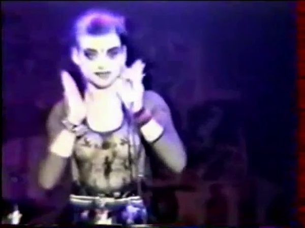 NINA HAGEN LIKE A KING ( Ben Harper) LIVE PARIS 28, 05, 1994
