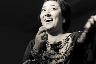 Diana Dikovski - Wonderful World