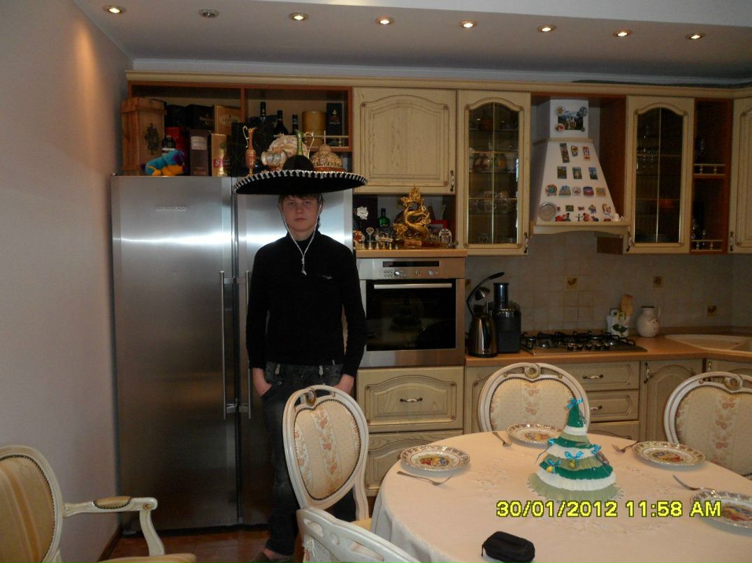 Саньок Мадзігон | Киев