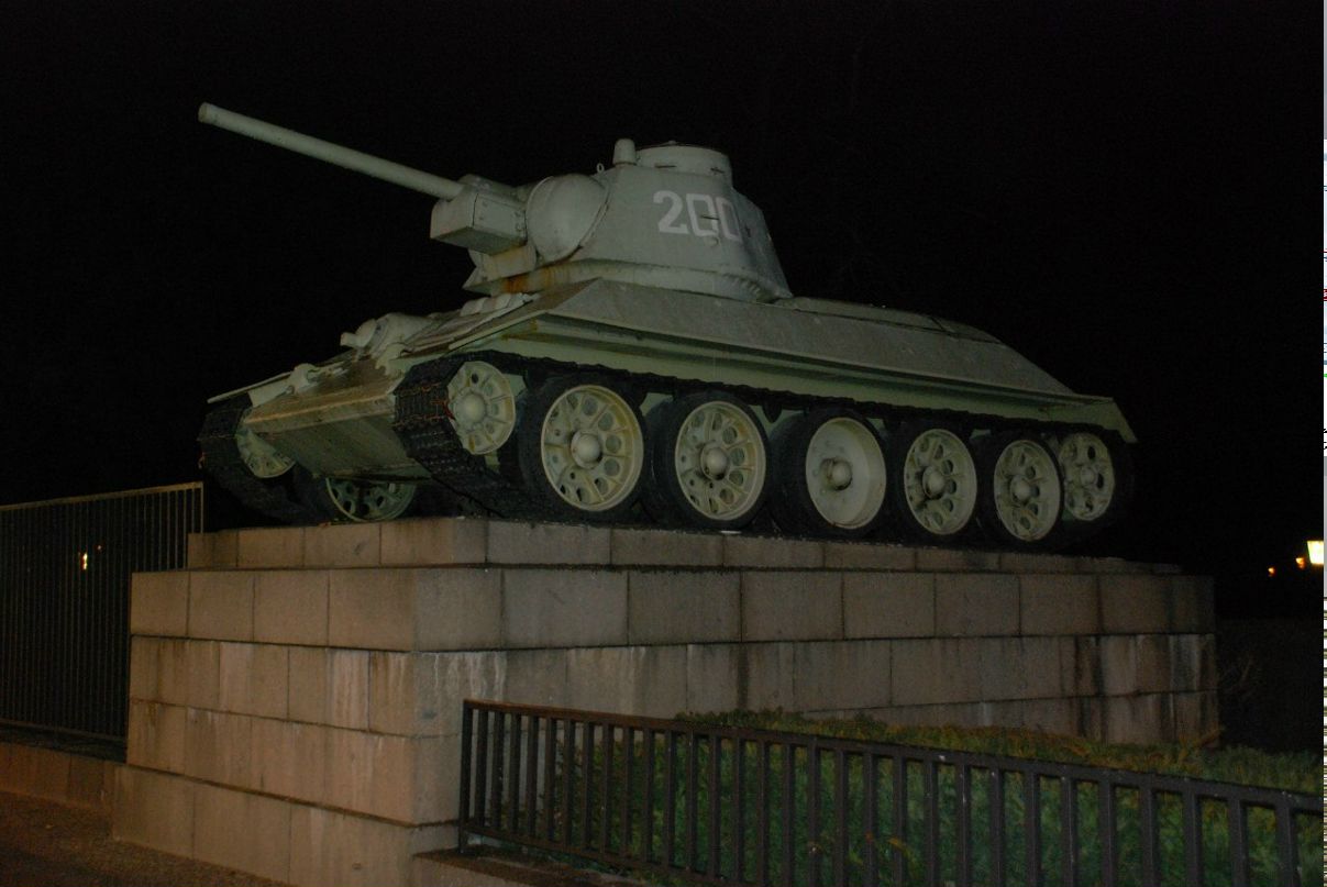 Tarasz Zagumennyj | Alofi