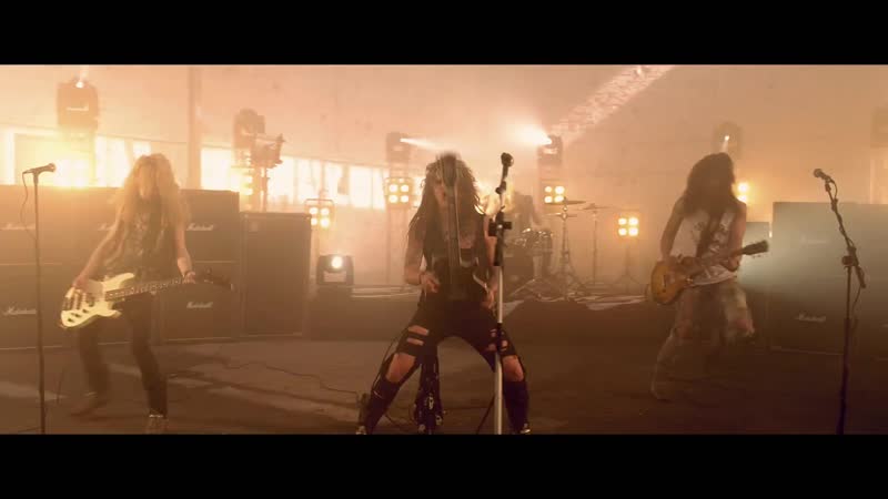 SANTA CRUZ Aiming High (official video