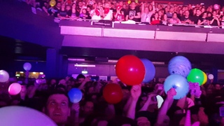 Mike Shinoda - make it up as I go (front row Berlin )