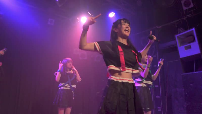 GUGU LULU さっきの女の子 と見つめ合う 新宿 MARZ 11, 10,