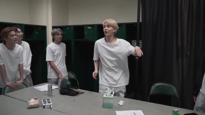 I WAS TEACHING NCT 127 THE WOAH THEN THIS HAPPENED
