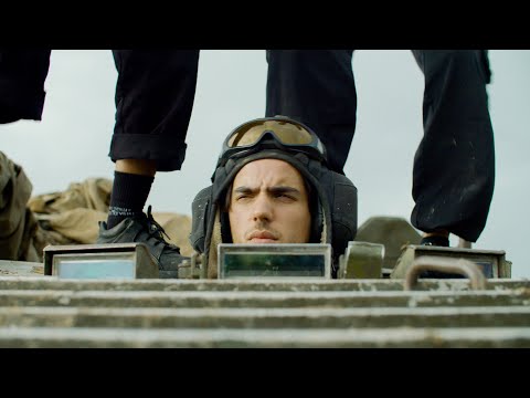 Apashe ft. Instasamka Uebok ( Gotta Run) Official