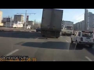 Мама меня фура задавила