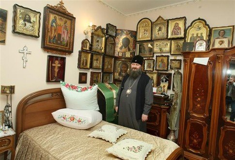 иконостас домашний домашний иконостас фото - mimege.ru #yandeximages Краска, Мол