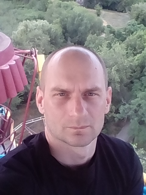 Иван Иванов | Луганск