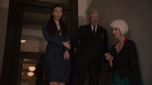 Chrysta Bell, David Lynch, Laura Dern Epic Twin Peaks