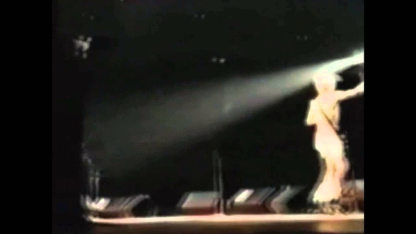 Red Hot Chili Peppers The Greeting Song Live, San Francisco 1990