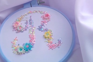 ВЫШИВКА: МОНОГРАММА ПАЙЕТКАМИ \  EMBROIDERY:MONOGRAM SEQUINS