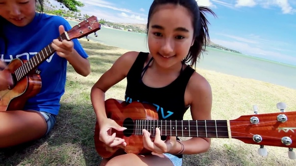 Honoka Azita